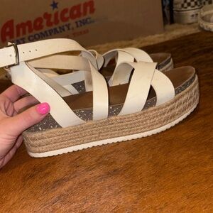 Patrizia Women's White Platform Sandals size 8 New